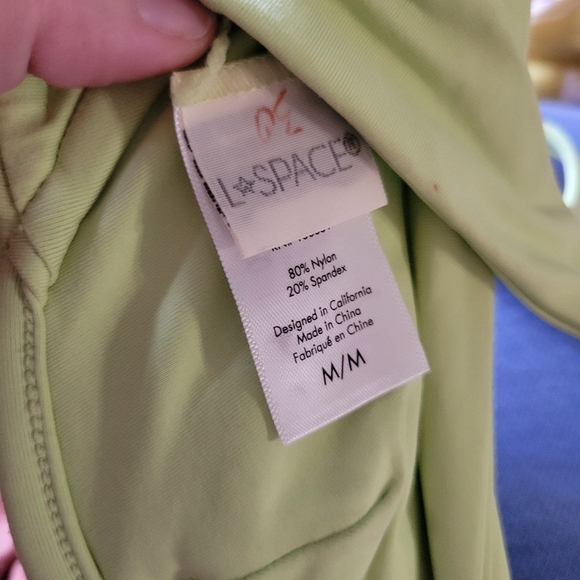 NWOT Light Green Wired Bikini Bottoms  Size M - Picture 2 of 2